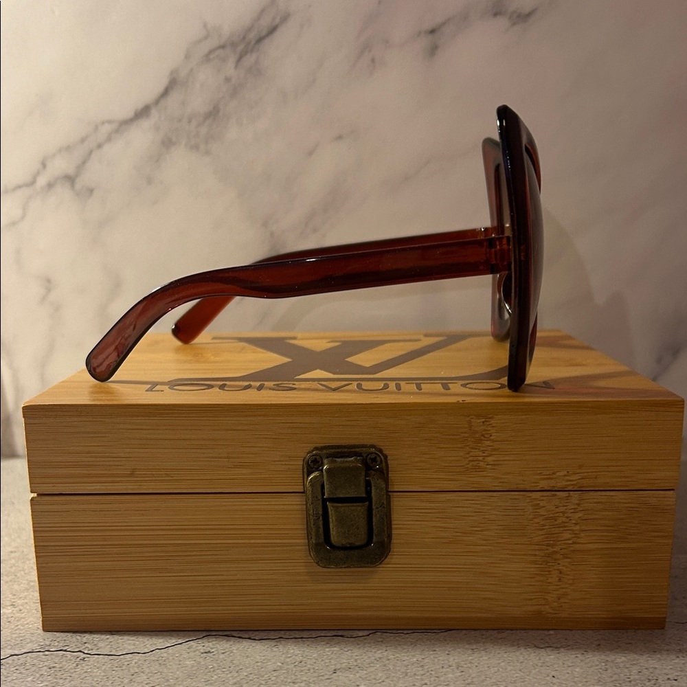 Source Unknown Oversized Brown Bow Shaped Sunglasses - Picture 4 of 4